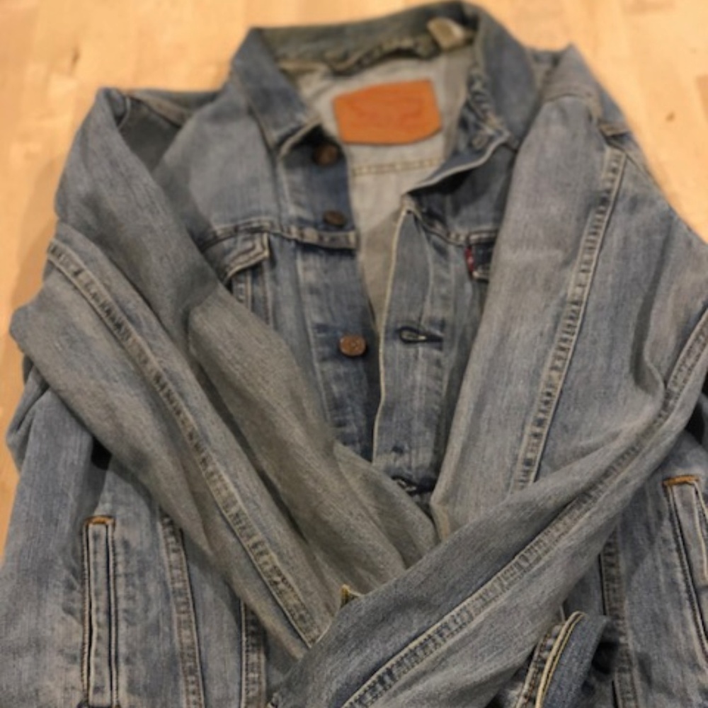 Levi's Denim Jean Jacket size L